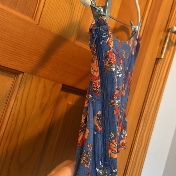 Flowy Floral Shorts - Picture 3 of 4